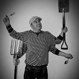 The on-line radio show for gardeners, alotmenteers, cooks and kooks. With comedy, music and chat every Sunday from six til eight.