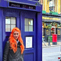 MrsNobody___'s profile picture. 