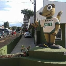 Localizada em uma região central, fácil acesso as  atrações de Foz do Iguaçu . 
Em frente Shopping Cataratas!