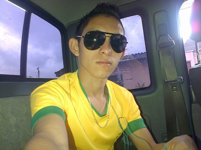 Estudiante de Ing. En Sistema en UNICAH. Mi pin:2B13EB91