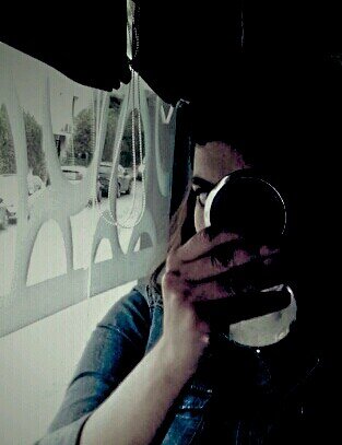 Unexperienced with everything: life, people, networking, relationships, colors, work and sailing..