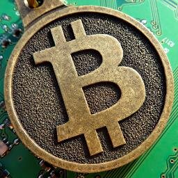 We like to help you find the best bitcoin, litecoin and dogecoin tools. Get in our #top100 list for unlimited attention of our visitors for only 0.05btc