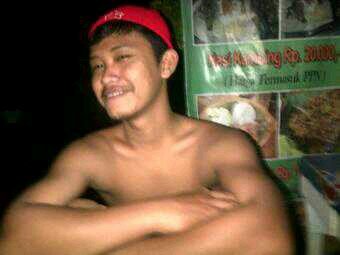 mreflian's profile picture. Maksain lah biarin lah bodoamat trus ngga tau  , Manager @stakstikpopunk !!!