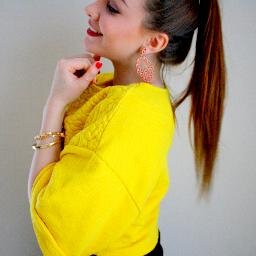 beautyxdash's profile picture. Nienke, 18 jaar, studente en blogger.
Voor samenwerking of contact: beautyxdash@gmail.com