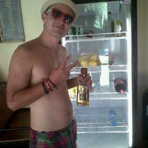 Young hot white male anything goes ladies u won't regret