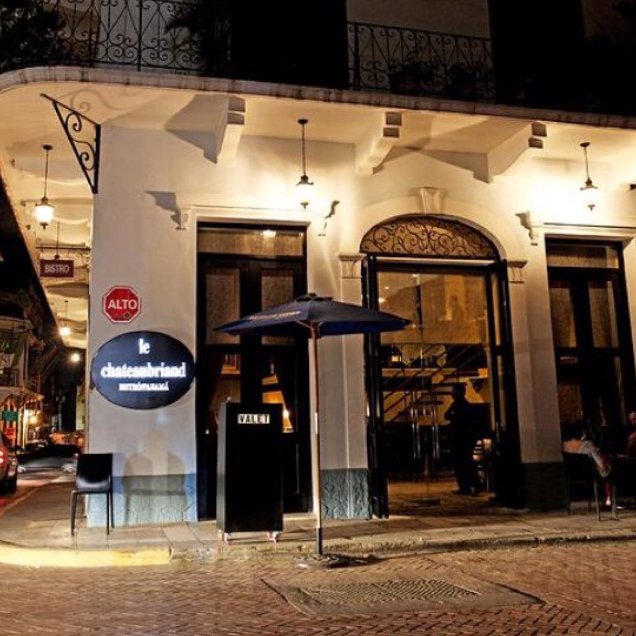 Restaurant Le Chateâubriand. Ubicado en el Casco Antiguo de la ciudad de Panamá. Reservas al 228-6595. Ven y vive una experiencia gastronomica que no olvidarás