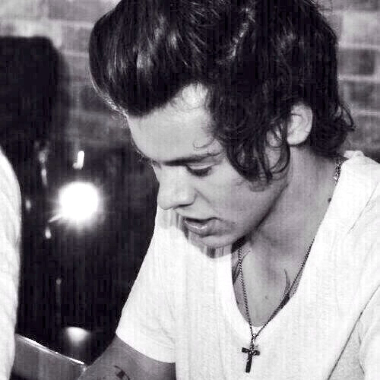 Hiyaa, I followed you bc you are amazing and I love you. Please follow my main acc @styIinsonbrooks , I always follow back✌️