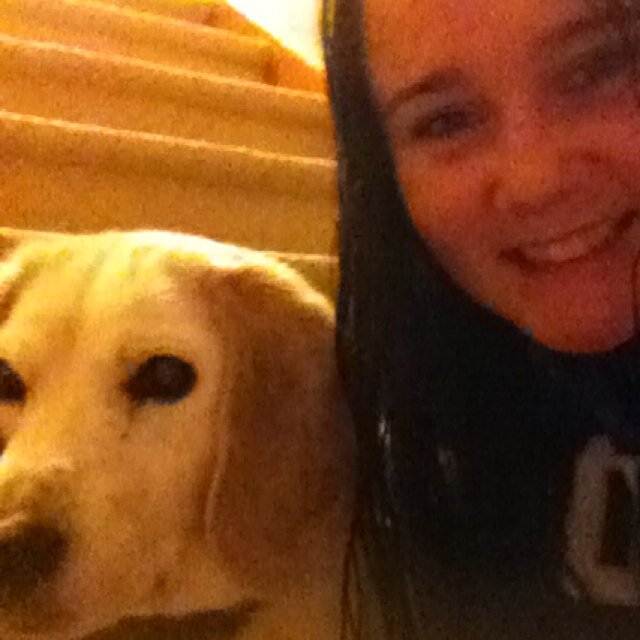 darcyfisher18's profile picture. u can catch me taking food pics & drinking margs on insta @eatsdrinksdreams