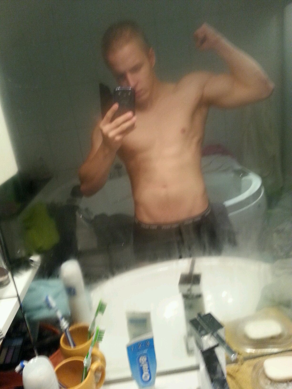 0612238905 app me
