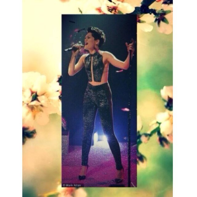 •••♡ @JessieJ means everything to me ♡••• tbh if u hate ncis we can't be friends bye