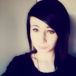 Hannah | 13 | I paint | I make videos on Youtube