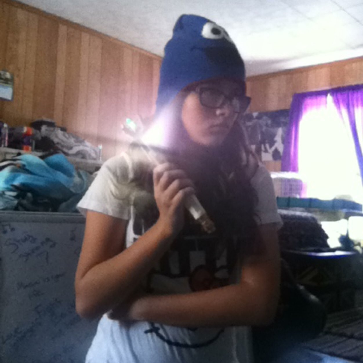 I'm a nerd and i love it...i love metal and screamo music...music and band is my life ❤