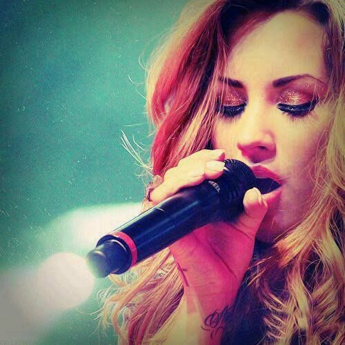Never be ashamed of your problem ... your body ... yourself ... YOU ARE WORTH LIFE ! :)
 -Demetrialovato