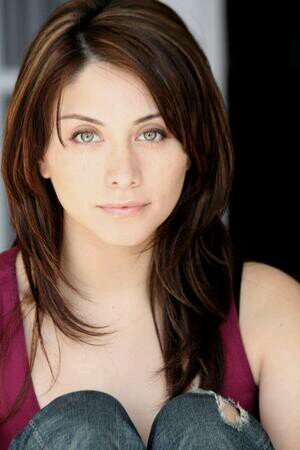 Alicia Jayne Walsh//Age 17//Doll Collector (Dont Judge)//((RP/Engaged to @WasbiCrawford 5-6-2014 #LoveAtFirstSight))