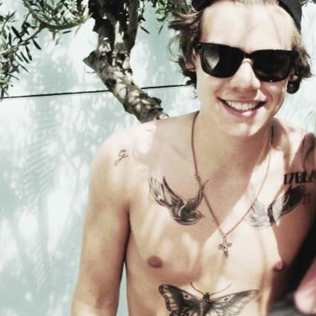 stylesighs's profile picture. my judgement's clouded like tonight's sky