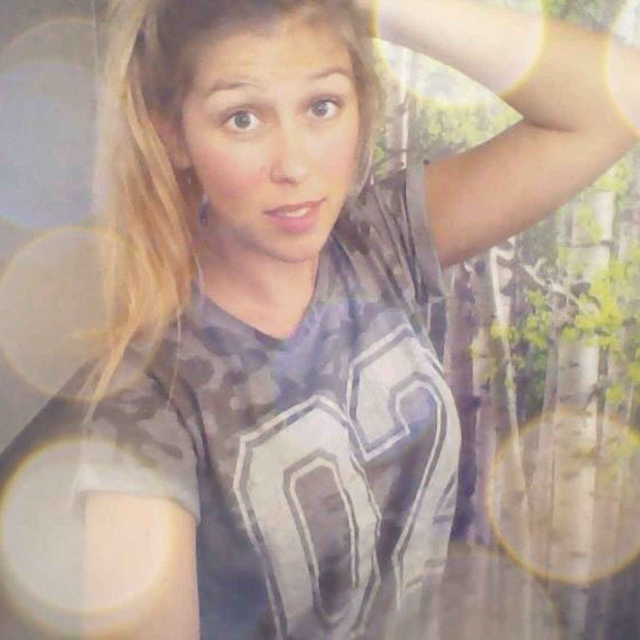 I'm in love with you... and all your little things. 20% Horanator 20% Tomlinster 20% Stylator 20% Zaynester 20% Paynette  100% Directioner :) 0/5