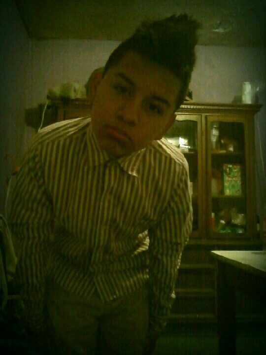 Pues soy Guapo(OkNo) y Busko Novya :p