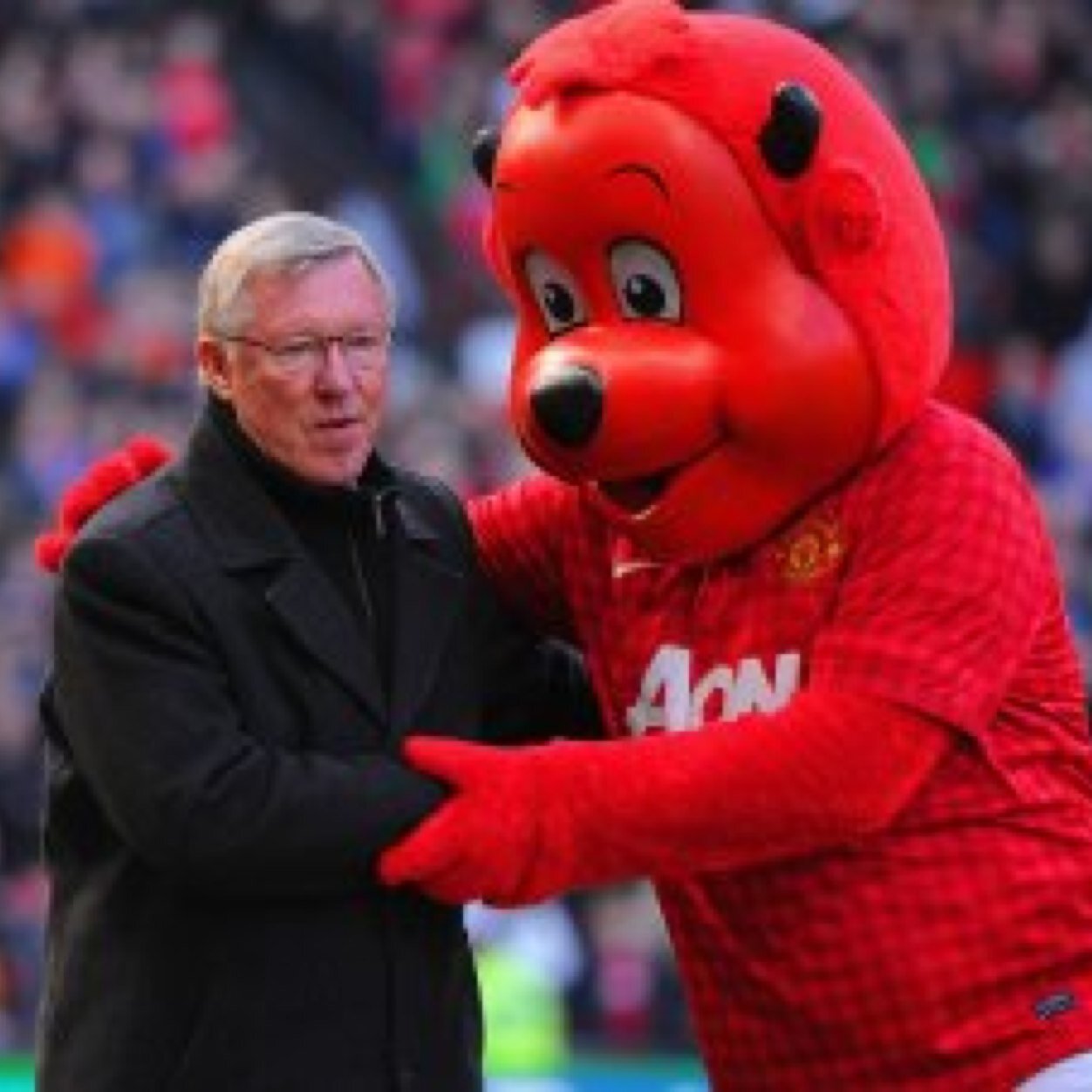 MUFC Fan, reality t.v. junkie, saving society one fist pump at a time. Roll Tide! Bury me in Dixie.