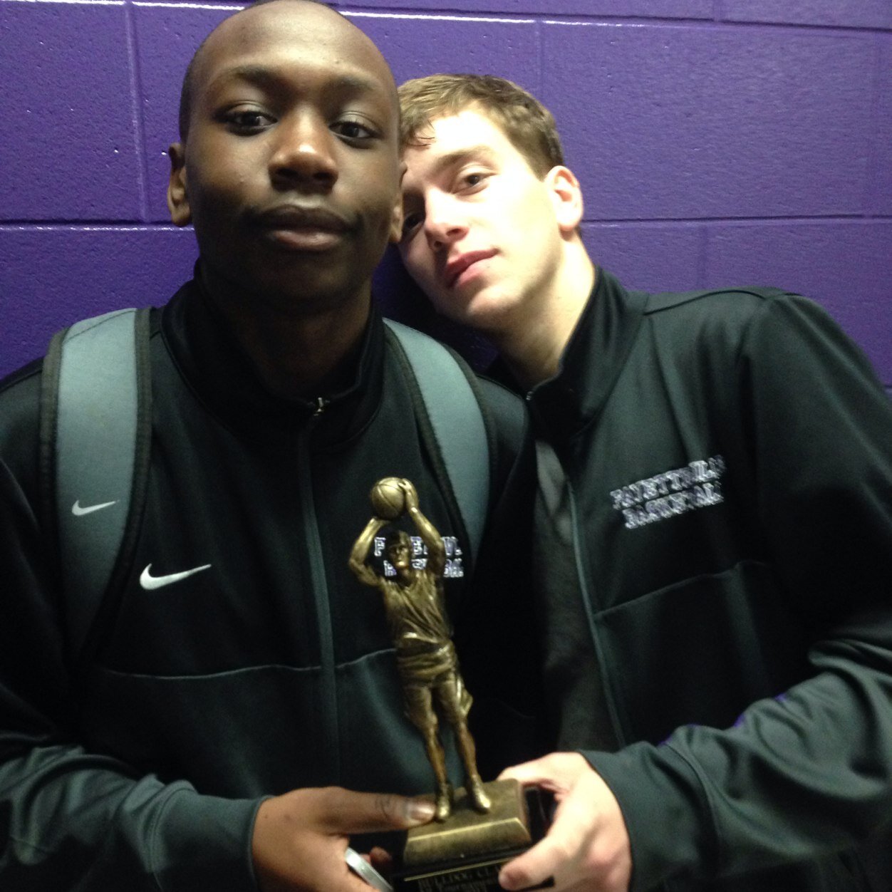 FakeFHSbball's profile picture. Throwing Orange Balls in Orange Circles