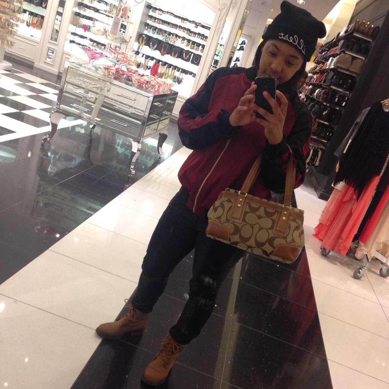 DropssMicc_ Profile Picture