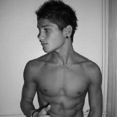 Bbboy__'s profile picture. ik heb skype ik heb kik alles wat je maar wilt