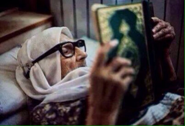 ‏هذا الحساب صدقه جاريه بأذن الله لي ولبي ( خلف سليم المطيري ) اللهم اجعله في ميزان حسناته واغفر له ونور قبره وعوض شبابه بالجنة ..اللهم_اجعلها_في_موزين_حسناته