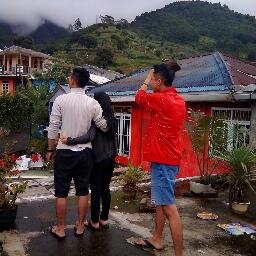 Okkytriwibowo's profile picture. ketika kamu BERHASIL teman-temanmu akhirnya tau siapa kamu...

ketika kamu GAGAL kamu akhirnya tau siapa sesungguhnya teman-temanmu...