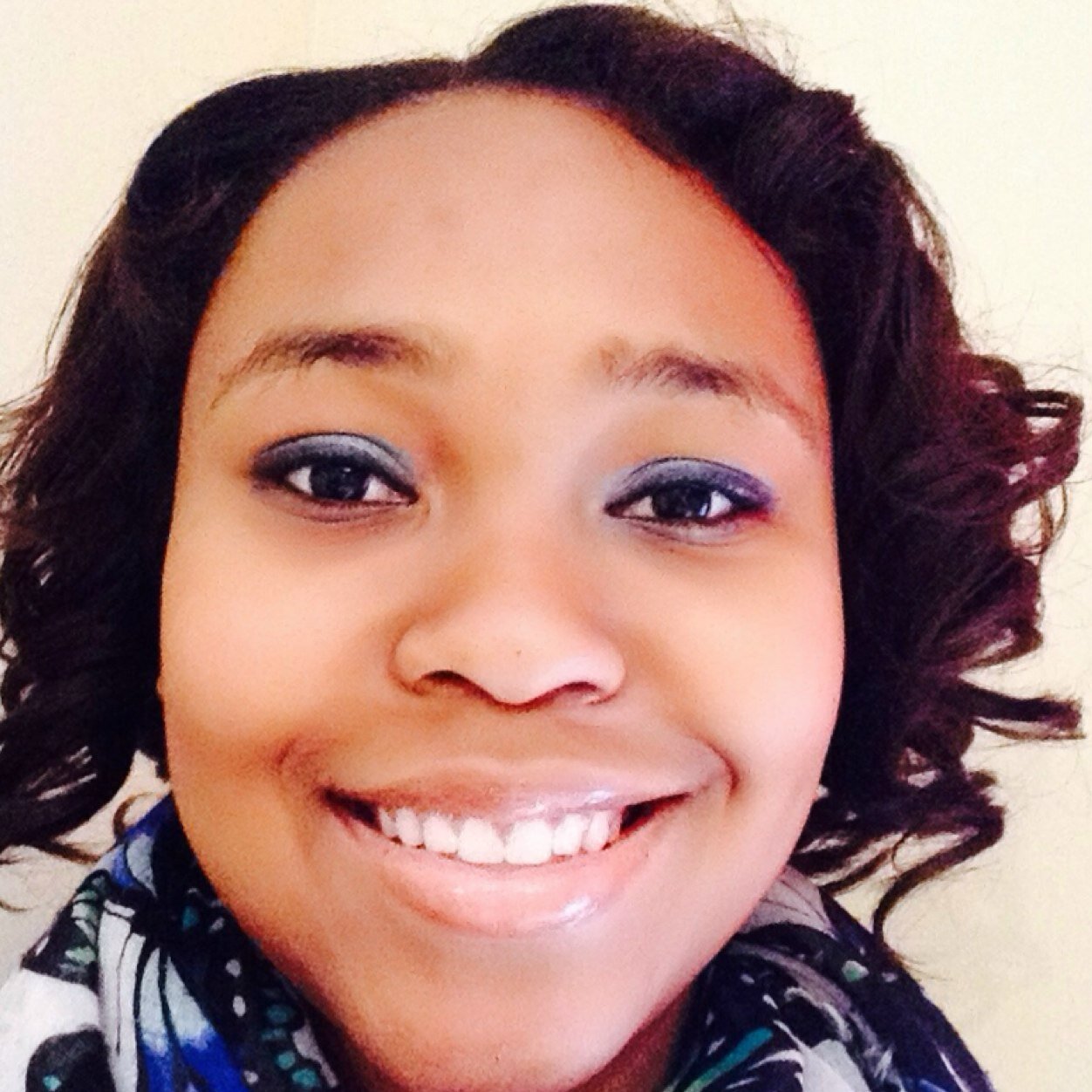 Roxette4go's profile picture. Future Fashion Designer and Interior Decorator. To attend Design School in 2020. Specializing in contemporary modern interior design.