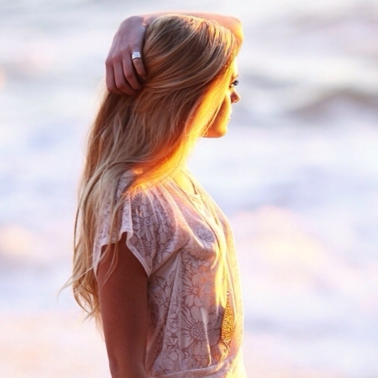 Distance does not ruin people's relationship. You don't have to see someone everyday to be in love.