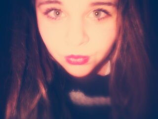 Follow me I follow back :*