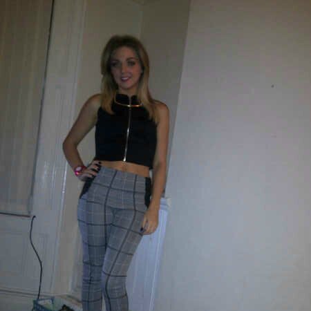 ♥23 Liverpool :-) Keep your heels, head and your standards High!! love my boyfriend and my 2 gorgeous baby boys #happy :)