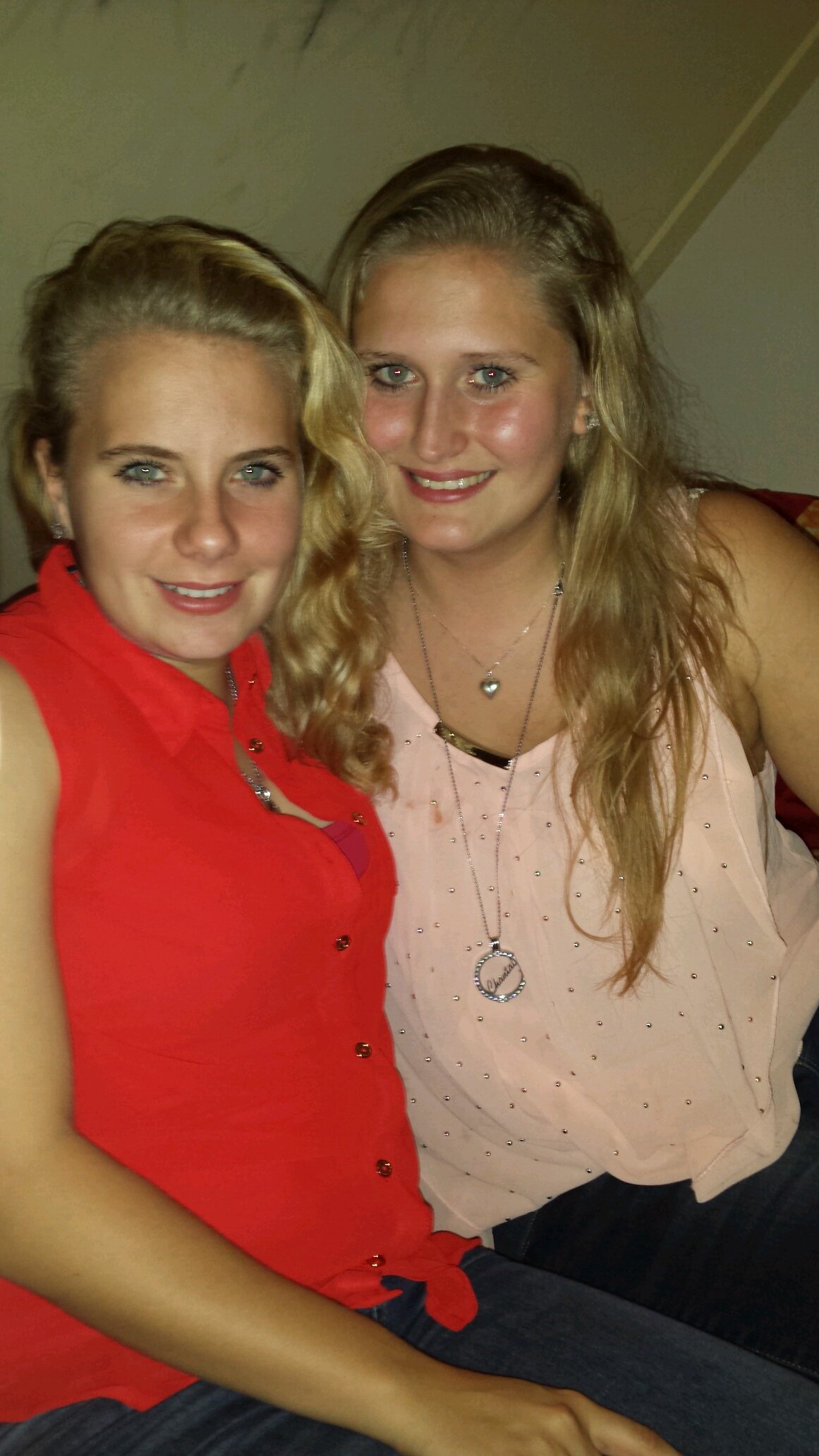 Denisseee16's profile picture. I ♥ @Chantal18R • 01082011