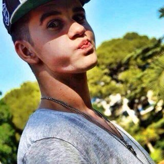 My idol plays the Drums, Piano, Guitar, Trumpet. He sings and writes songs. He's young and talented. Meet my idol @justinbieber ♡