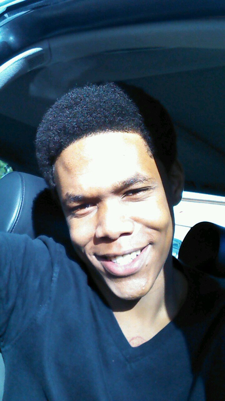 kingdeebrown18's profile picture. 