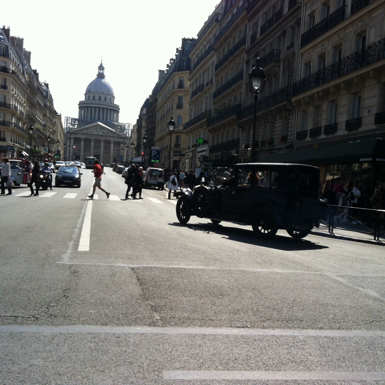 Mutation's profile picture. homme celibataire