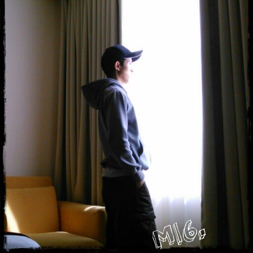 mjs_pieces's profile picture. -- Belajar mencintai ketidaksempurnaan | Yang diam bkn berarti tidak ada --