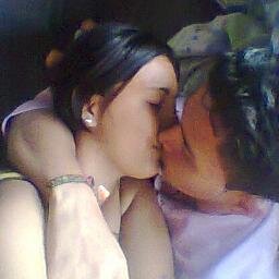 soy sincera no me gusta hacer lo k jams me gustaria k me hagan y me enkanta el cine y los peluxes :)