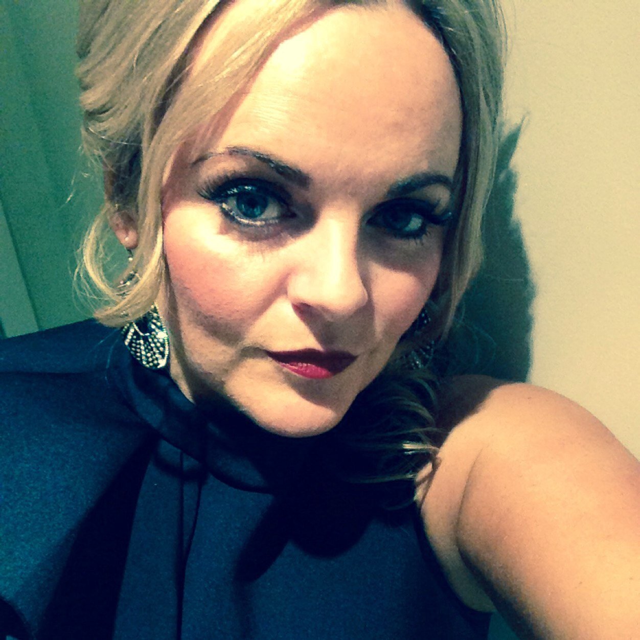 louisla30's profile picture. Live & breath all that is the health and beauty. National Business manager for Ilah Brows, former 5 star Spa manager & beauty therapist.