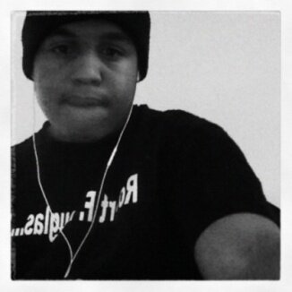 SpehrishKan1407's profile picture. Um falso amigo é maistemível que um animal sevagem;o animal pode ferir o seu corpo,mas um falso amigo irá ferir sua ala.