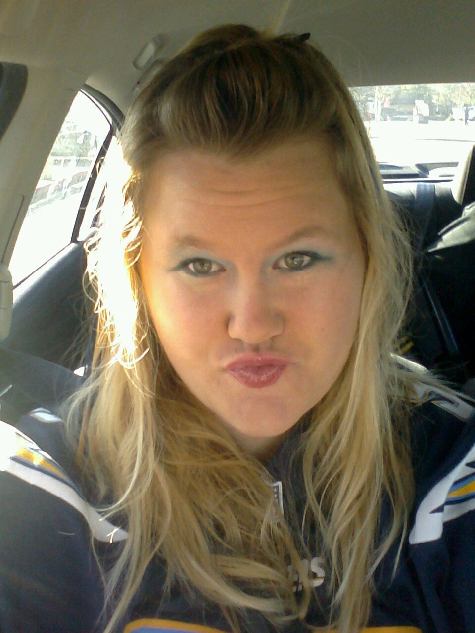 mrs_bennett515's profile picture. I'm 24 years old and I love the san diego chargers!!!