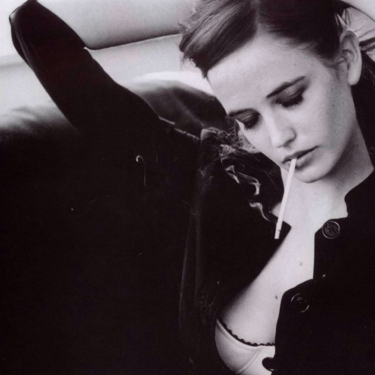 The daughter of the Sociopath and The Woman. I dont do ordianary. 16 years old. Looking for a case. [MV|RP|Adlock child]