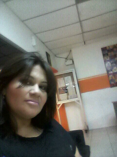 Stilista ,Maquilladora  profesional laboro en canal UNO!! Y en Fusión Music  Récord. stoy agradesida d Dios !! contratos 0980707004 y 0967312870