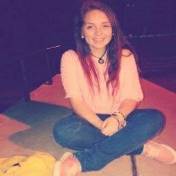 wenawena-.- envola tengo pocos años, soi de mulchèn & eso poxd sigueme bb:)