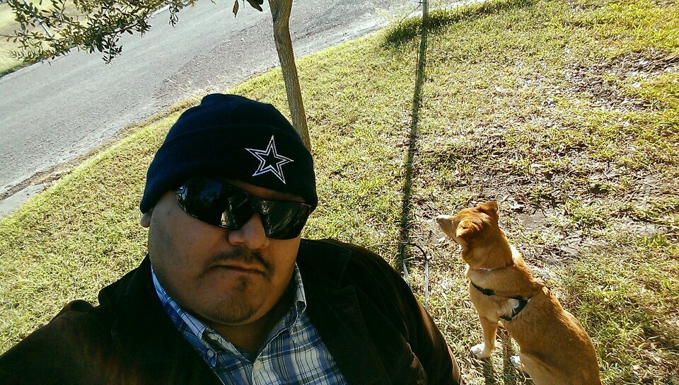 El_Chueco's profile picture. i love video games, bbq, grilling, and beer