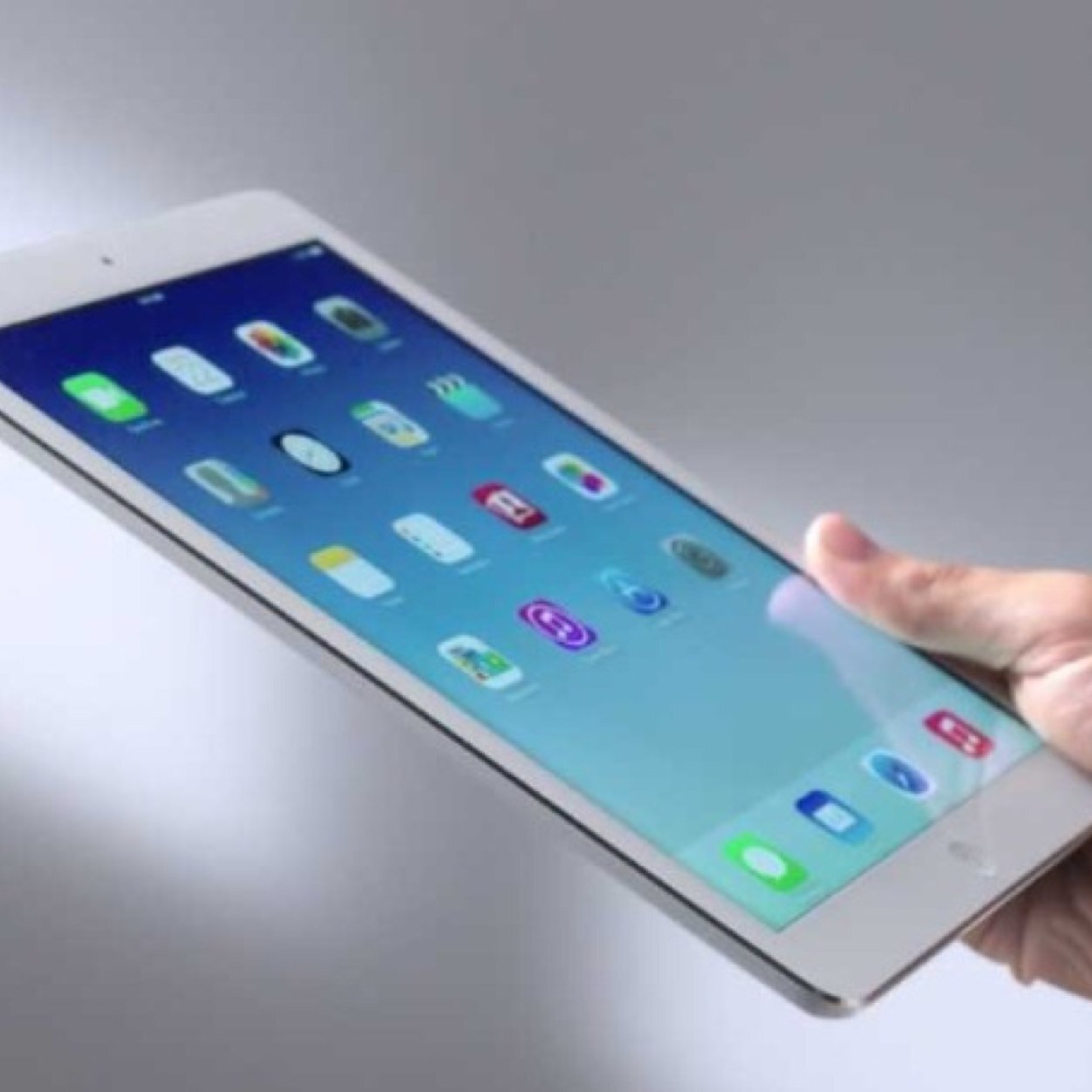 I can get people free Apple Devices and once I hit my 1,000 followers I will teach everybody how to get an ipad, ipod touch, Macbook Pro, and Macbook Air. FREE!