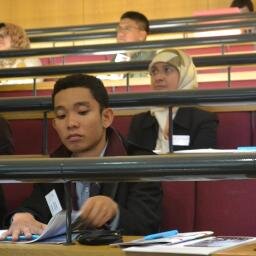 Edu_Volution Project Coordinator| Owner of Kripik Juara| Konsultan UKM| Mathematics Consultant| Kordinator Divisi seni islami & Tilawatil Quran UPIM UNTAD