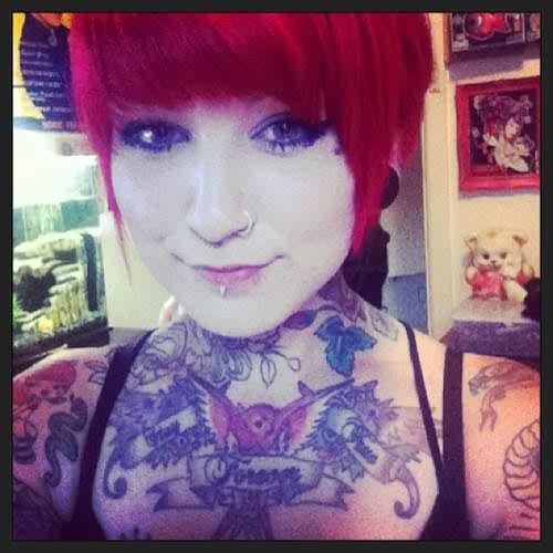 Well î Love art Д₪Ð making мû§î¢...... î'м Д gamer ℓøℓ  м3†Дℓ saved м3 \m/ ... BMTH ßß ♡Øℓî3Я sykes♡Blake Bliss♡