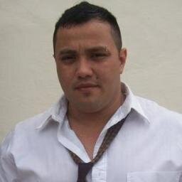 ARGENTINO, DE BS.AS, MATANCERO LICENCIADO  EN SEGURIDAD, PERONISTA , HINCHA DE RIVER PLATE, ACOMPAÑO AL DR. MIGUEL SAREDI  LA VIDA ES HERMOSA NUNCA TE RINDAS