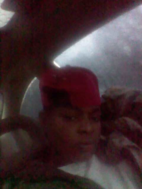 easy to get alone wit n kool to be around aint fa da bull s**t