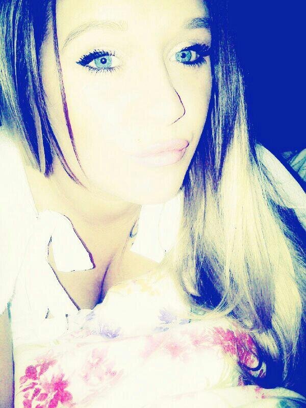 ~ nf=nfb .        |neverlosehope.        •20+           ''follow gewaun ..    ¤NeverGiveUpOnThingsThatMakesYouSmile. (L)L.
